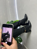 Botas