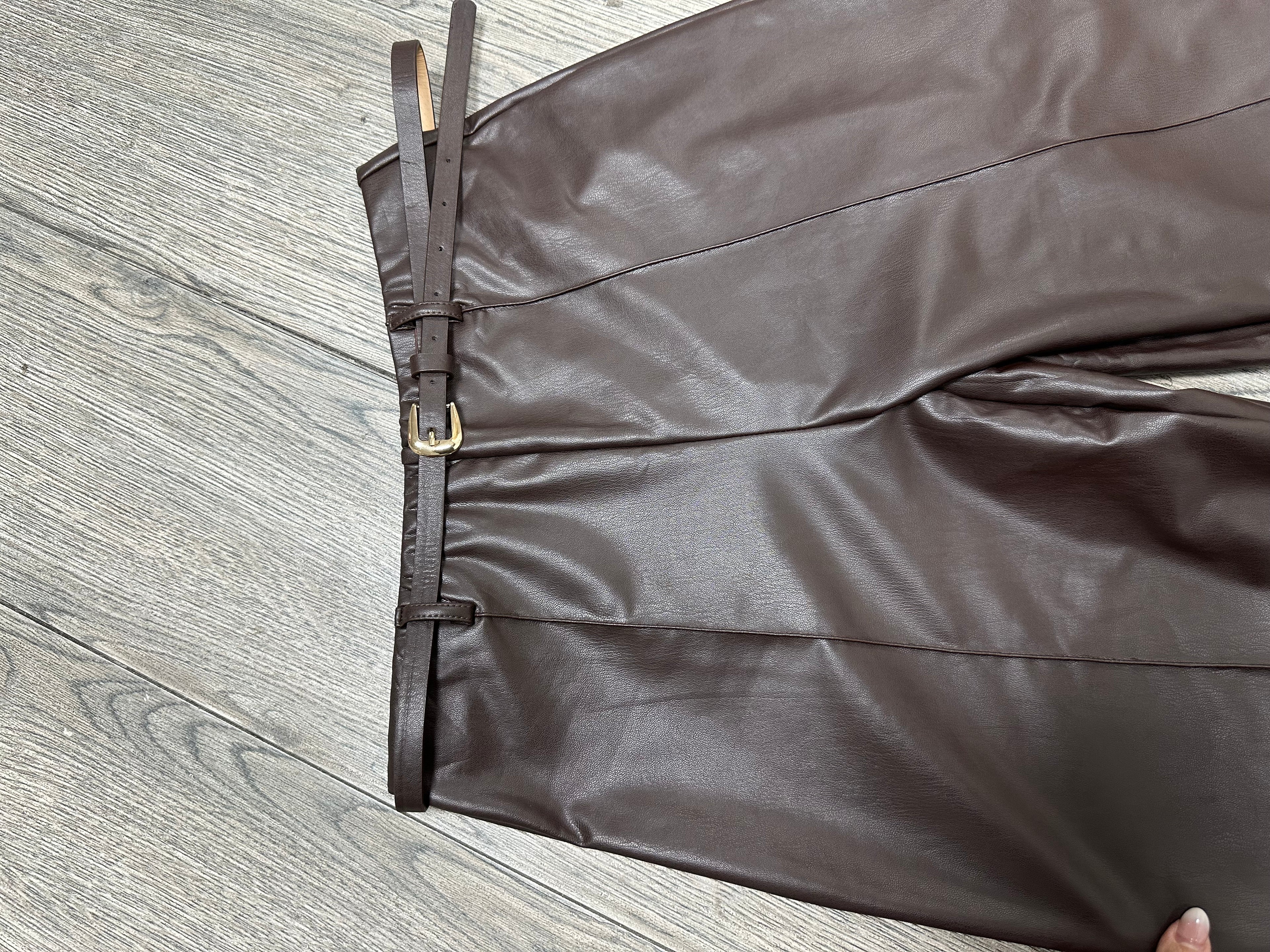 Pantalon Eco Cuero
