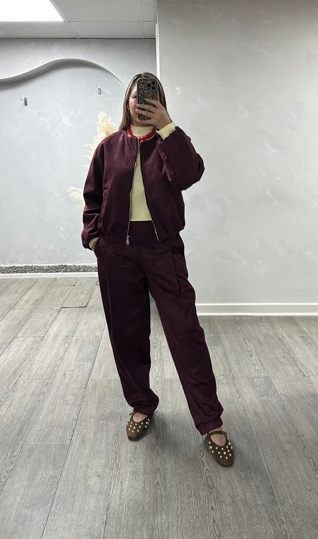 Pantalon Barrel Gamuza